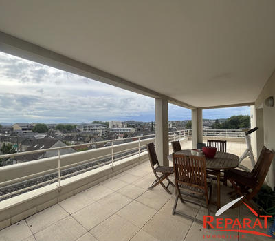 Appartement - 135 m² - 4 pièces