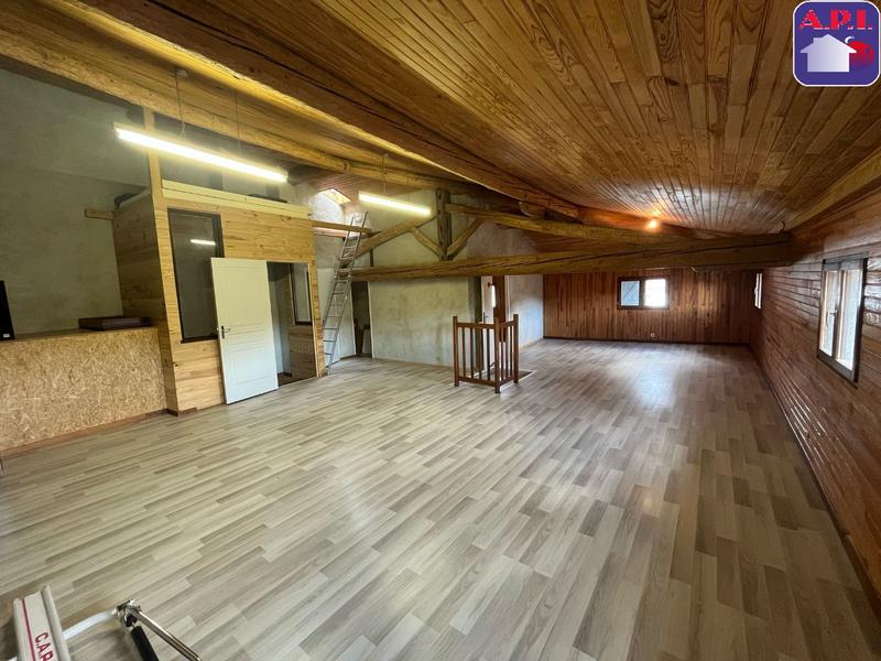 Maison - 160 m² - 5 pièces