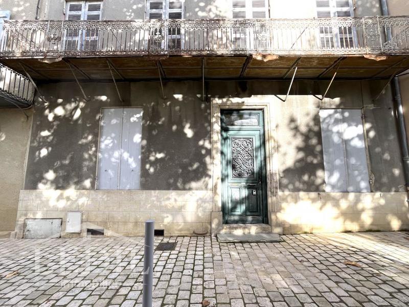 Maison de ville - 248 m² - 8 pièces