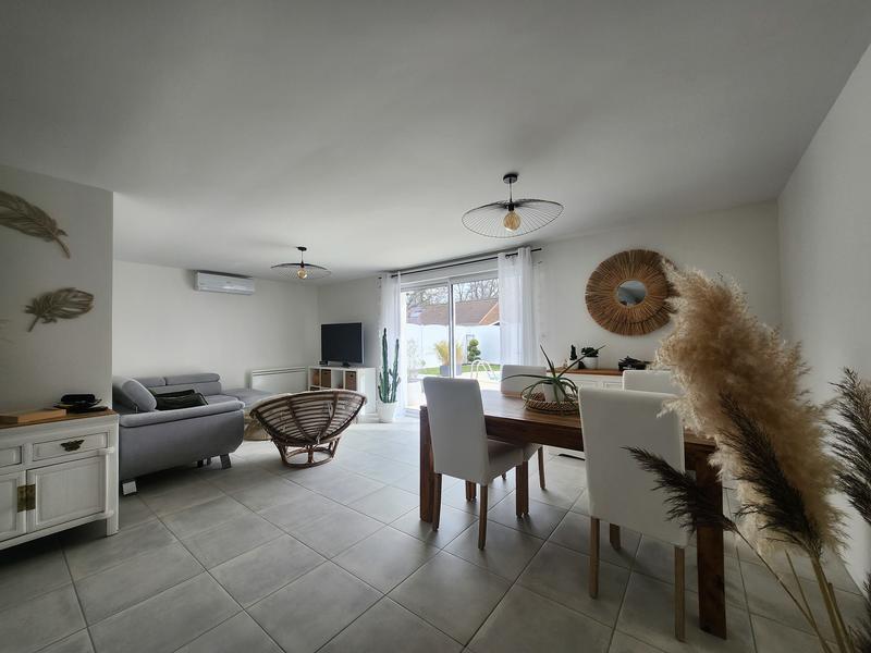 Maison - 79 m² - 5 pièces