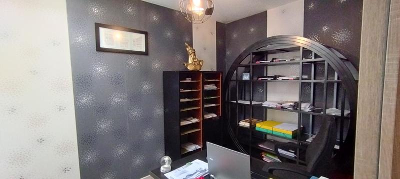 Appartement - 100 m² - 5 pièces