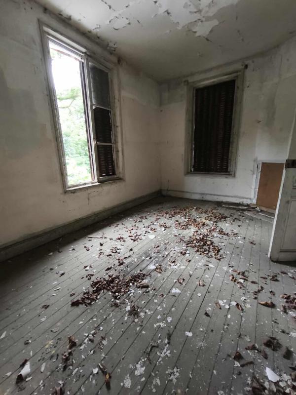 Maison - 150 m² - 9 pièces