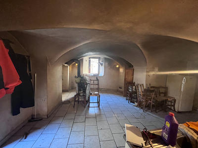 Maison - 370 m² - 6 pièces