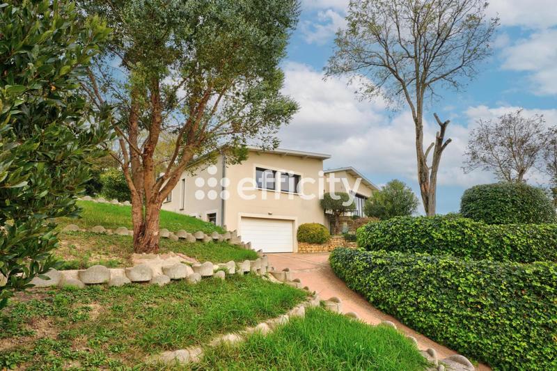 Villa - 174 m² - 6 pièces