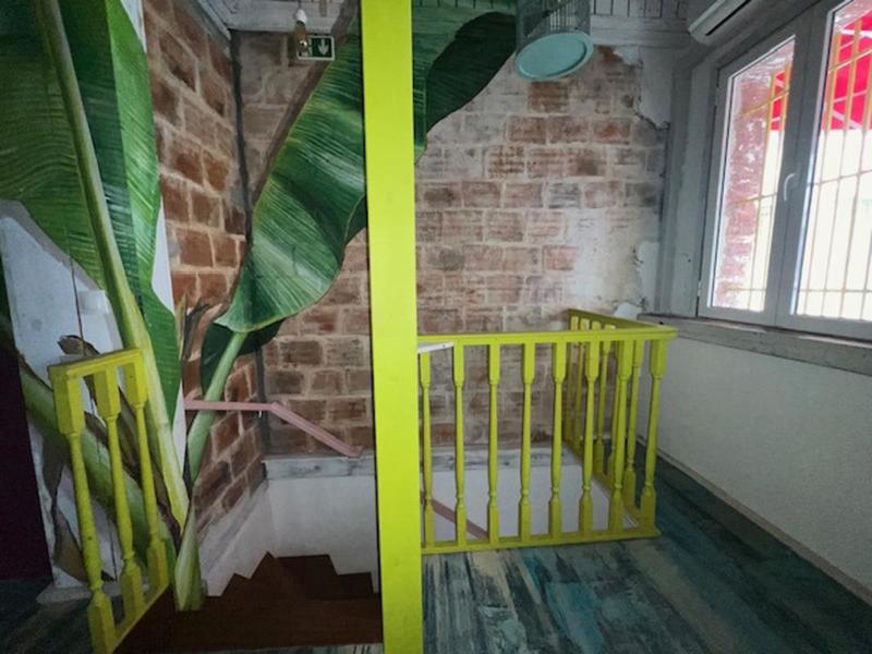 Divers - 65 m² - 3 pièces