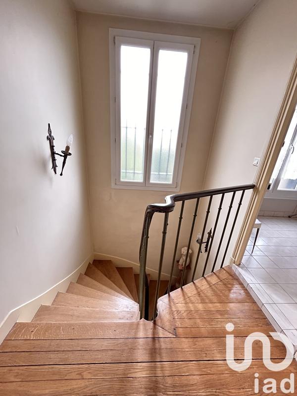 Maison - 157 m² - 8 pièces