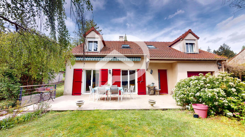 Maison - 150 m² - 7 pièces