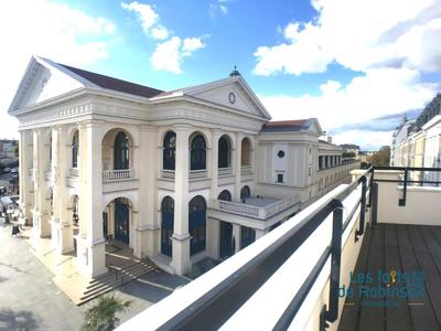 Appartement - 91 m² - 5 pièces