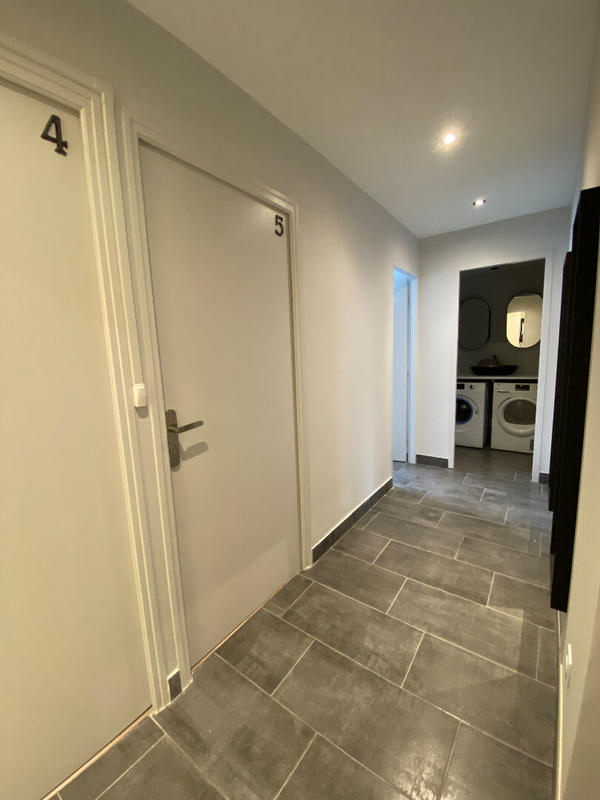 Chambre - 99 m² - 5 pièces