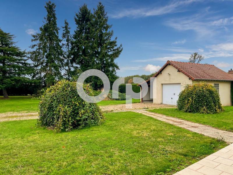 Maison - 216 m² - 6 pièces