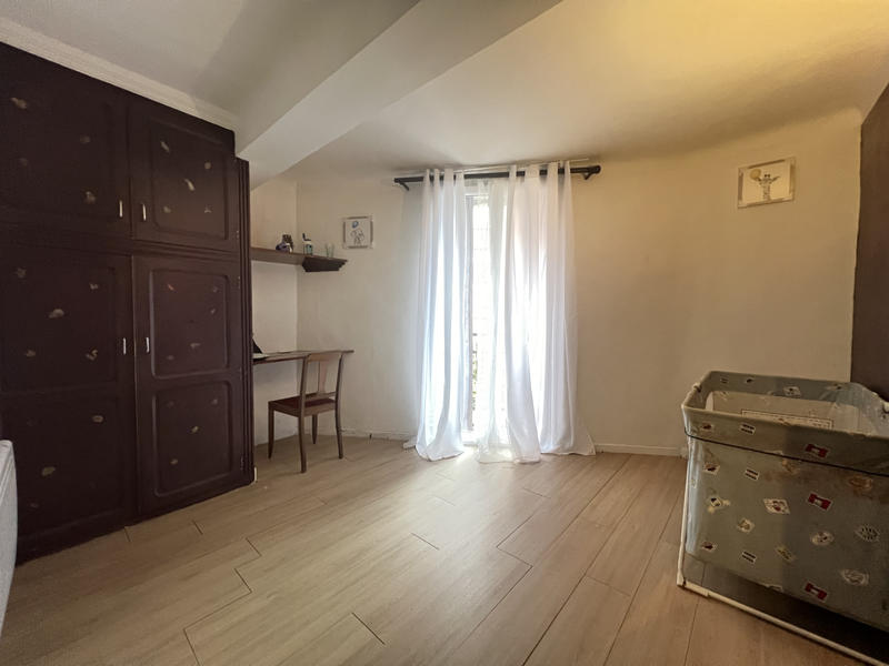 Maison de village - 80 m² - 4 pièces