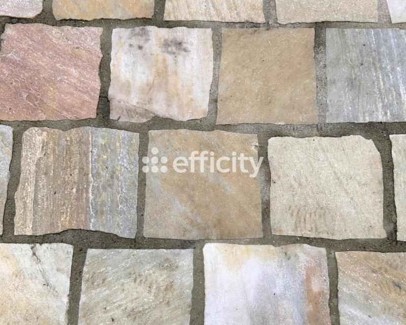 Maison - 335 m² - 9 pièces