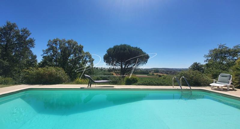 Maison - 166 m² - 5 pièces