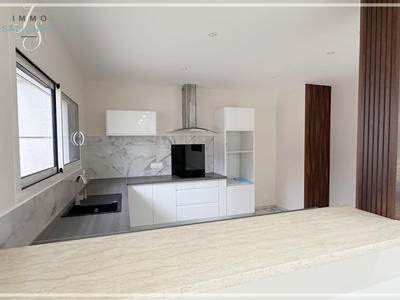 Maison - 120 m² - 4 pièces