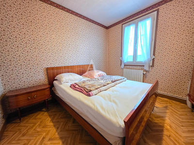 Maison - 96 m² - 4 pièces