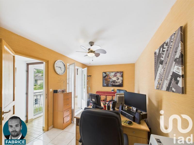 Maison - 216 m² - 8 pièces