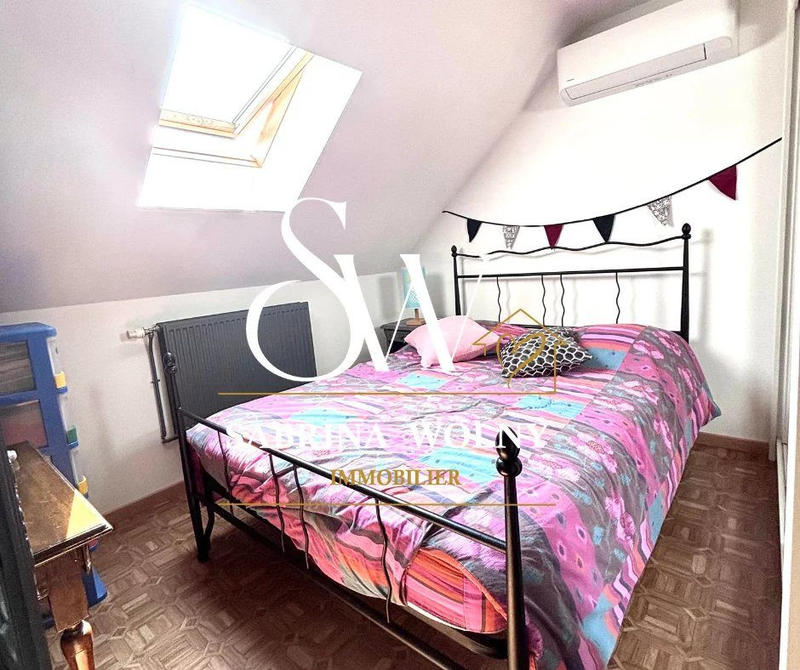 Maison traditionnelle - 195 m² - 6 pièces