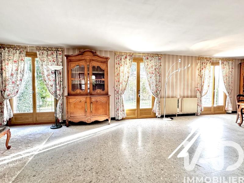 Maison - 179 m² - 5 pièces