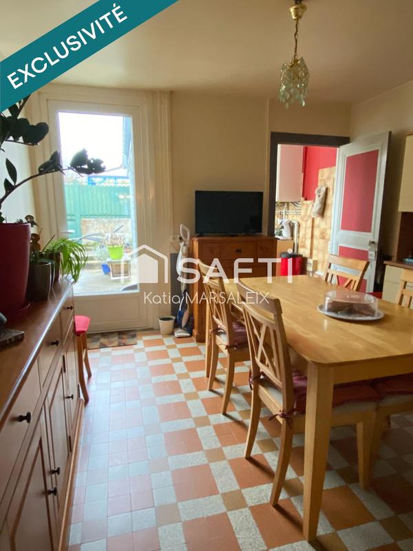 Maison - 231 m² - 11 pièces