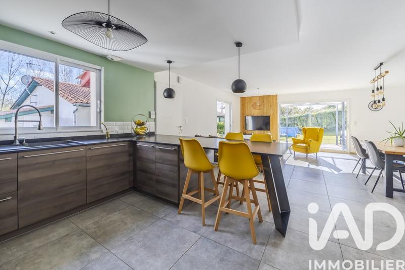 Maison - 126 m² - 6 pièces