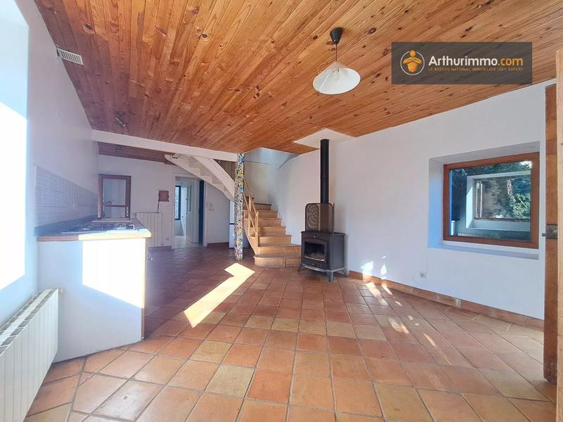 Maison - 229 m² - 7 pièces