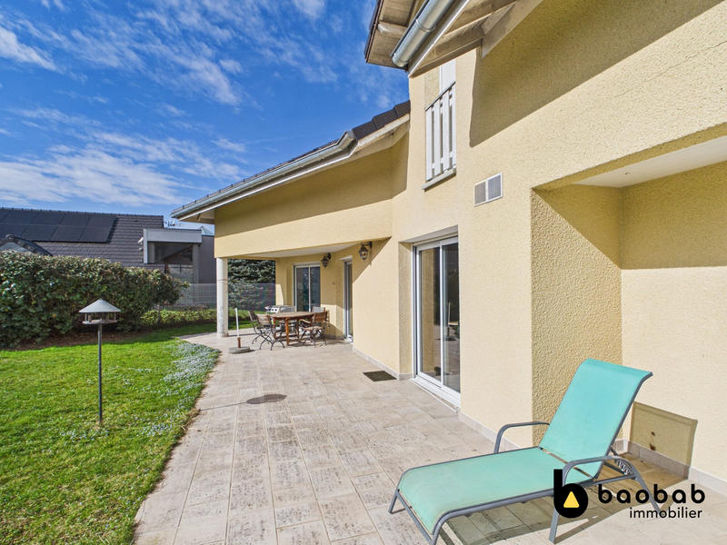 Maison - 192 m² - 5 pièces