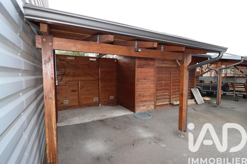 Maison - 160 m² - 10 pièces