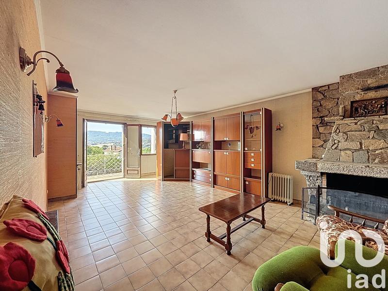 Maison - 167 m² - 6 pièces