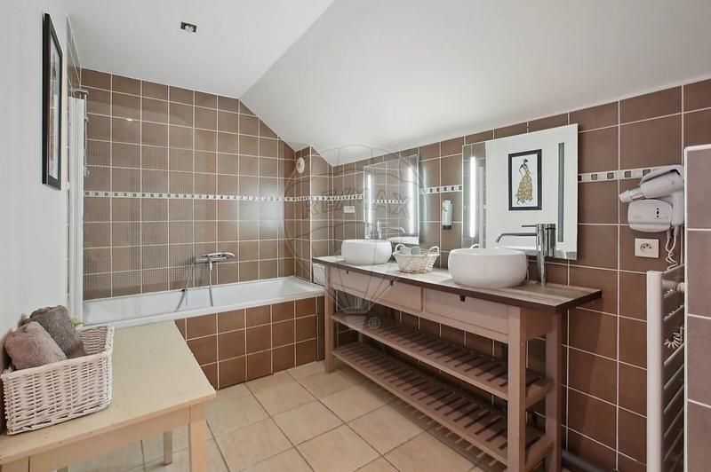 Immeuble - 576 m² - 20 pièces