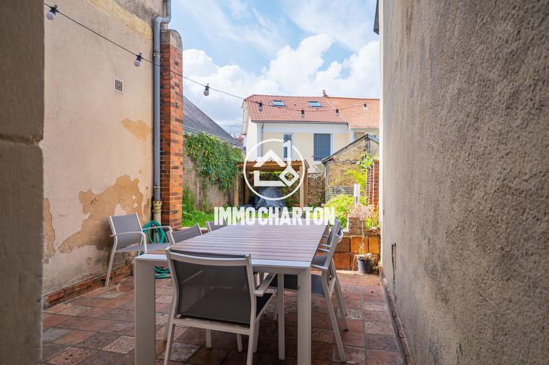 Maison ancienne - 163 m² - 8 pièces