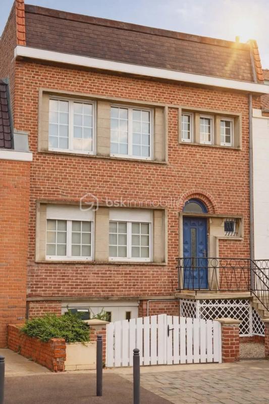 Maison de ville - 95 m² - 5 pièces