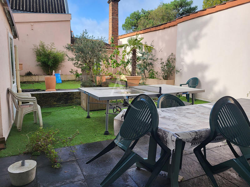 Maison - 346 m² - 7 pièces