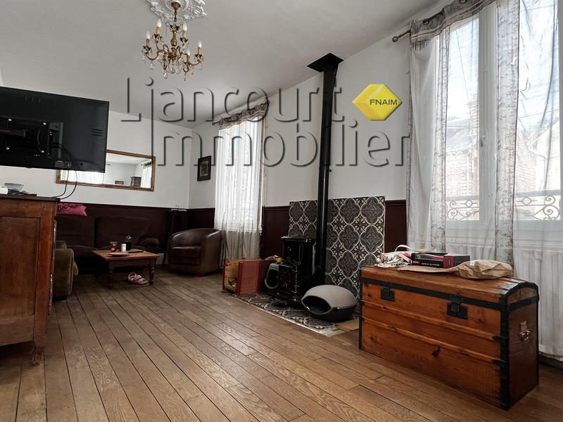 Maison - 155 m² - 8 pièces