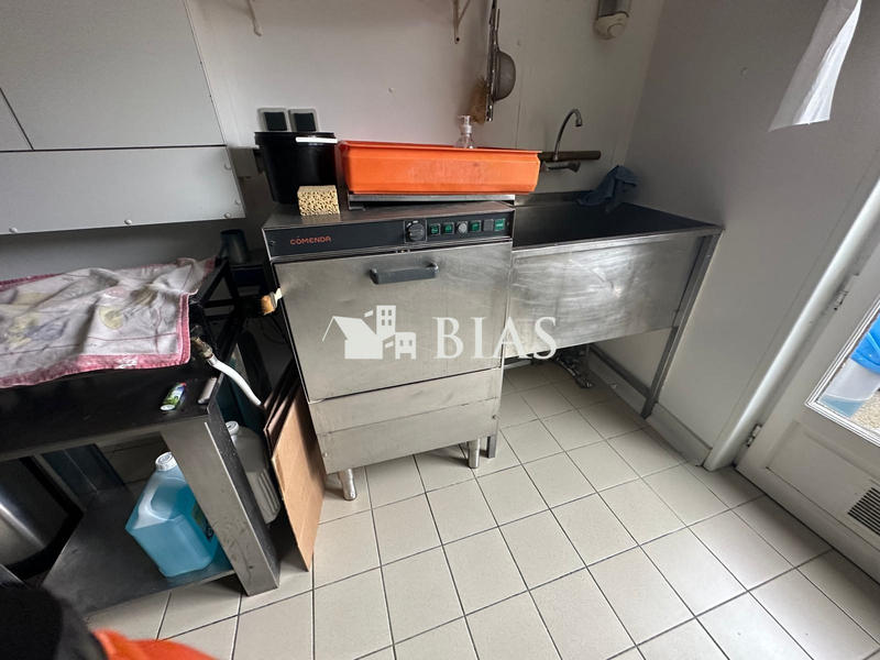 Fonds de commerce - 130 m²