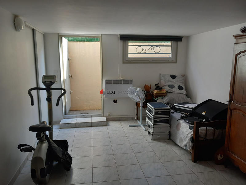 Maison traditionnelle - 142 m² - 6 pièces