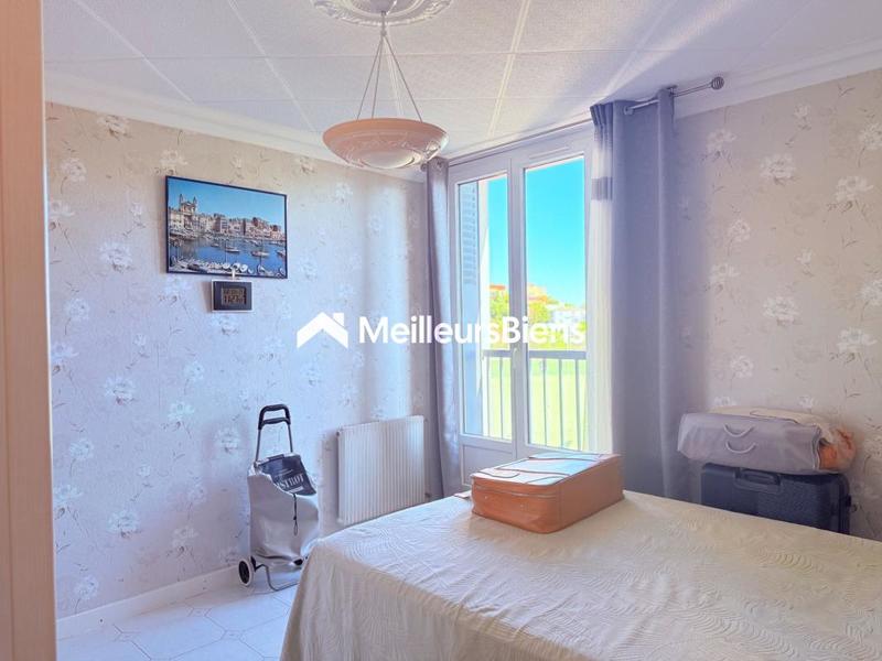 Appartement - 77 m² - 4 pièces