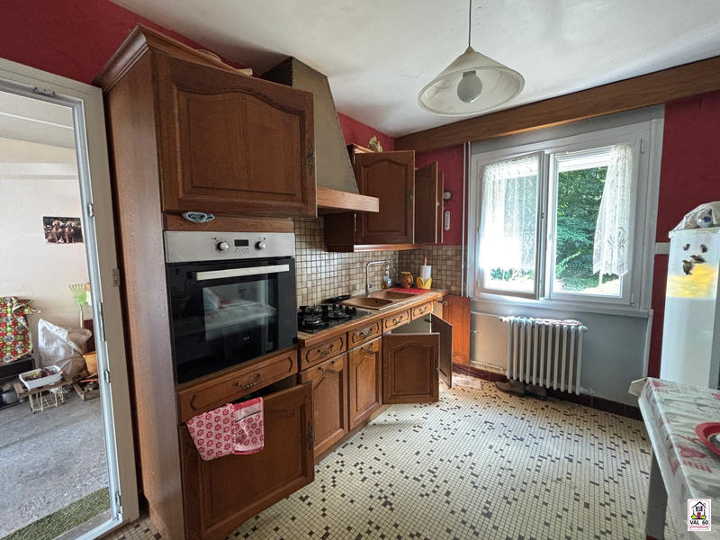 Maison - 98 m² - 5 pièces