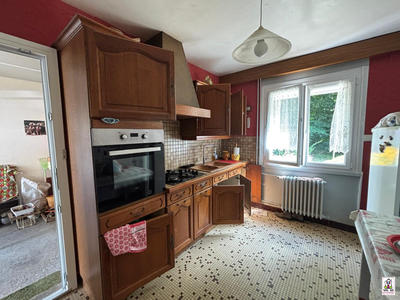 Maison - 98 m² - 5 pièces