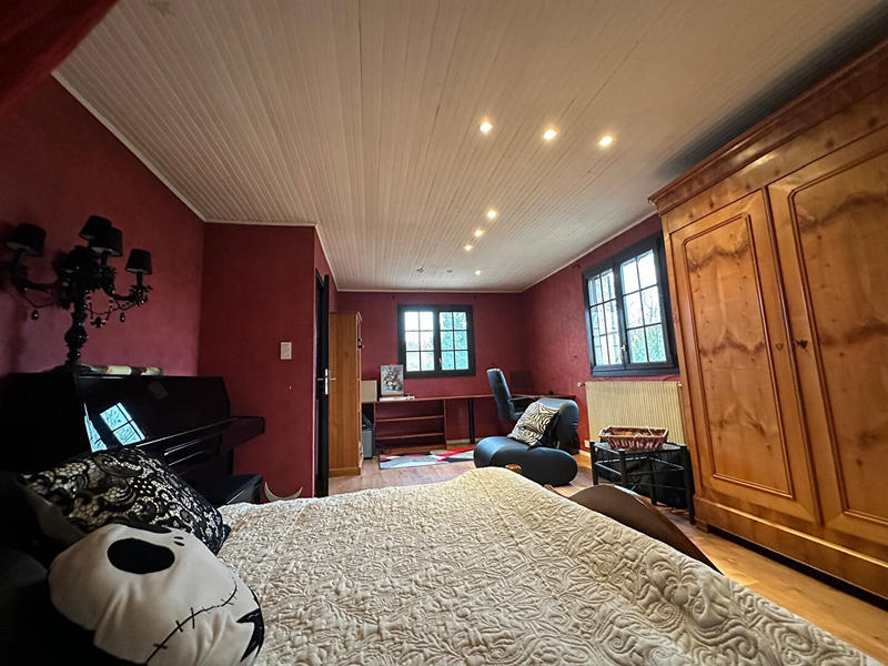 Maison - 191 m² - 7 pièces