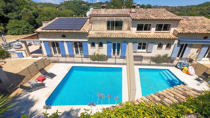 Maison - 151 m² - 5 pièces