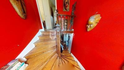 Demeure - 200 m² - 10 pièces