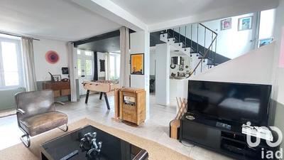 Maison - 152 m² - 8 pièces