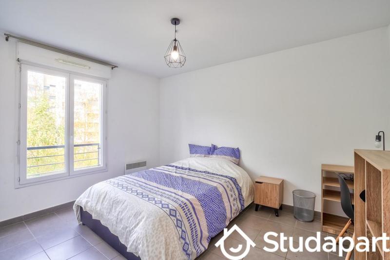 Chambre - 9 m² - 1 pièce