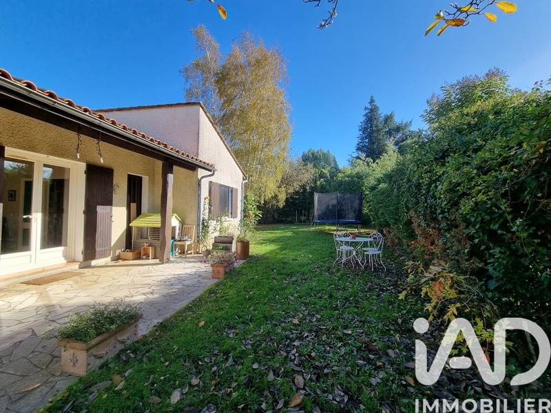 Maison - 137 m² - 5 pièces