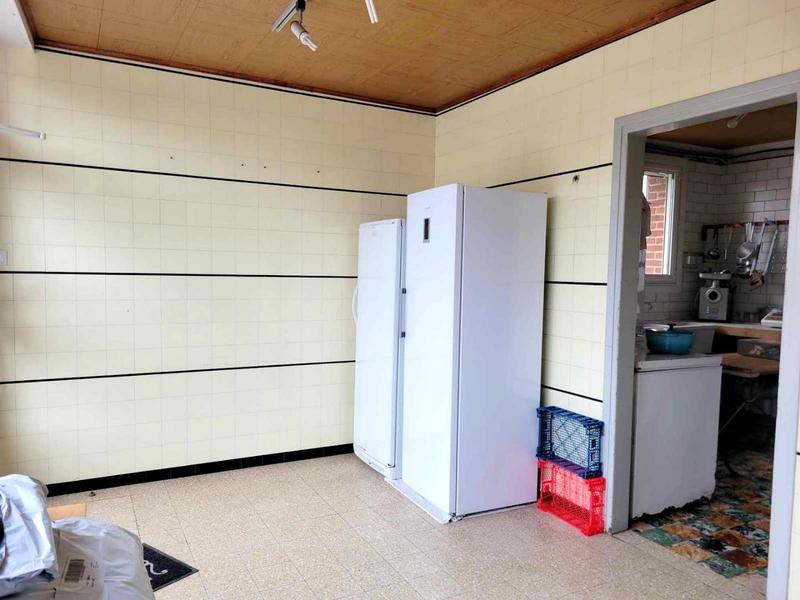 Local d'activités - 230 m² - 9 pièces