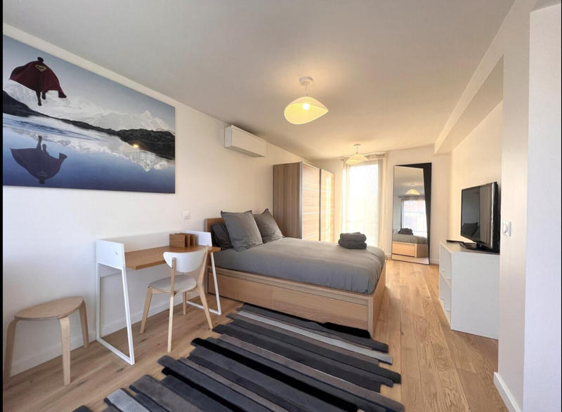 Villa - 200 m² - 6 pièces