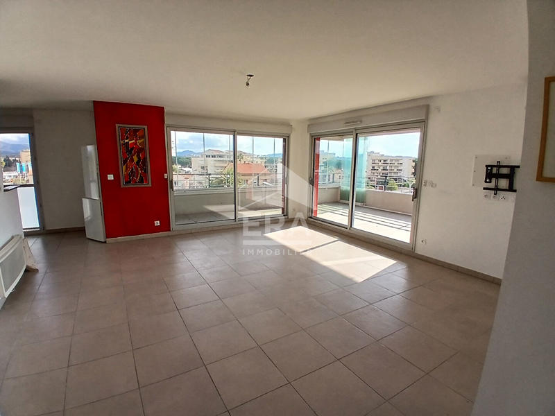 Appartement - 98 m² - 4 pièces