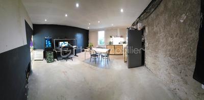 Maison traditionnelle - 120 m² - 4 pièces