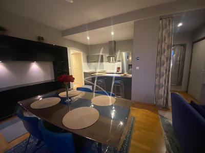 Appartement - 65 m² - 2 pièces