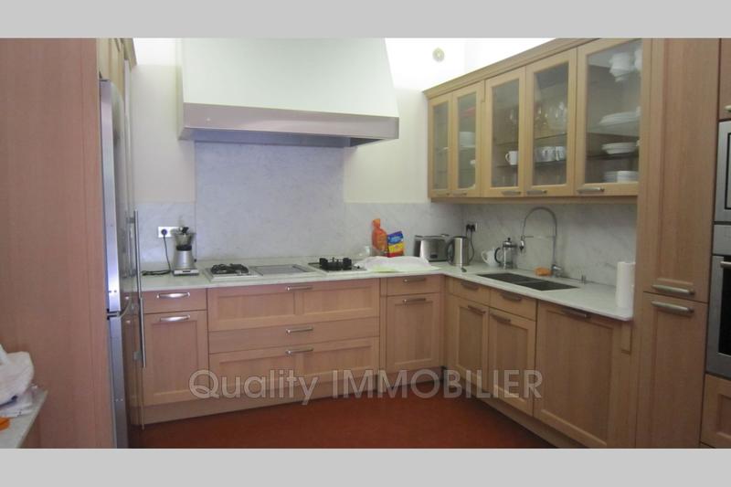 Maison de ville - 190 m² - 5 pièces